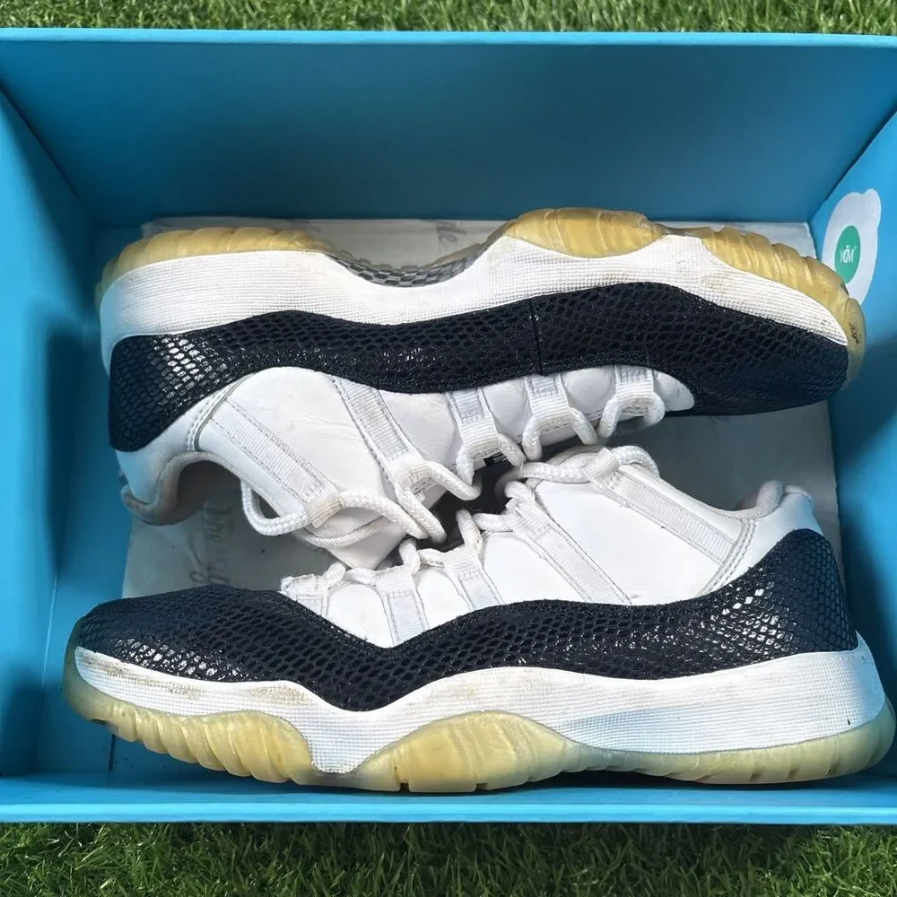 Nike Air Jordan 11 Retro Low Snakeskin Navy Sneaker Size 7.5 CD6846-102